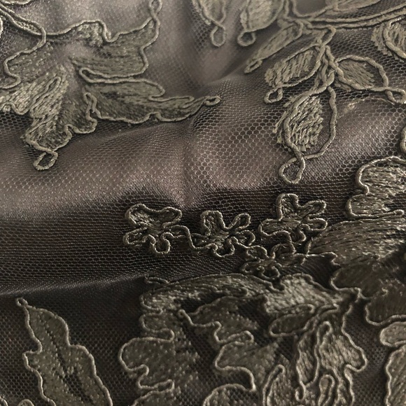 Vintage Chantilly Lace Dress - Picture 5 of 8